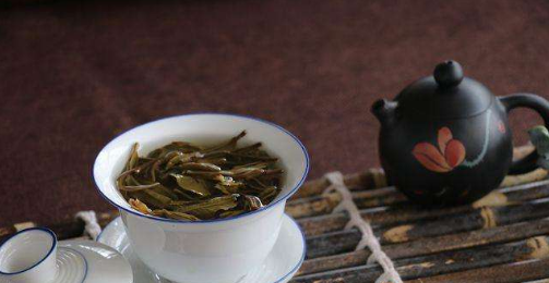 云茶千億產(chǎn)業(yè)跑步前進(jìn) 各地競相逐鹿助力綠色發(fā)展